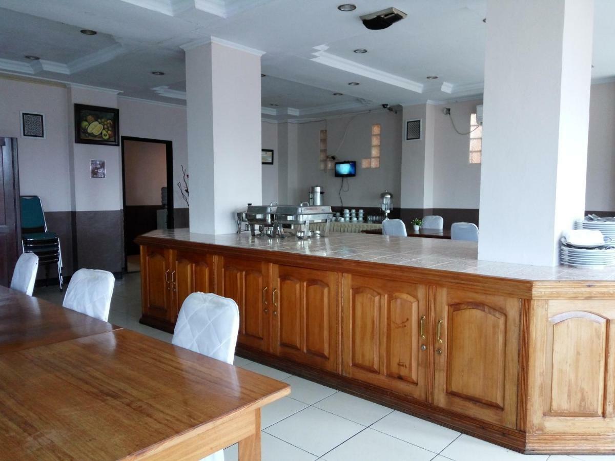Reddoorz Syariah At Grand Taufiq Tarakan Dış mekan fotoğraf